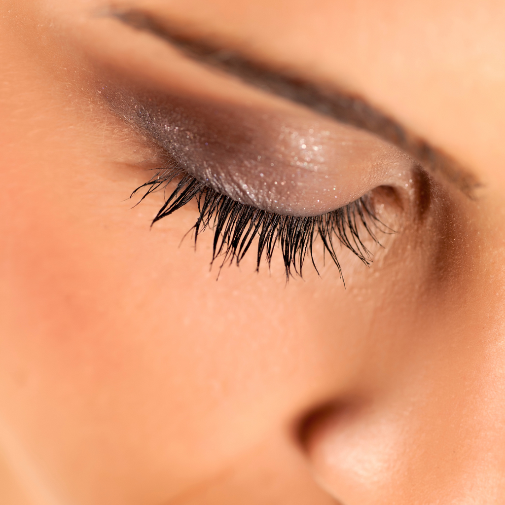 Tips to Help You Get Fuller and Denser Lashes!